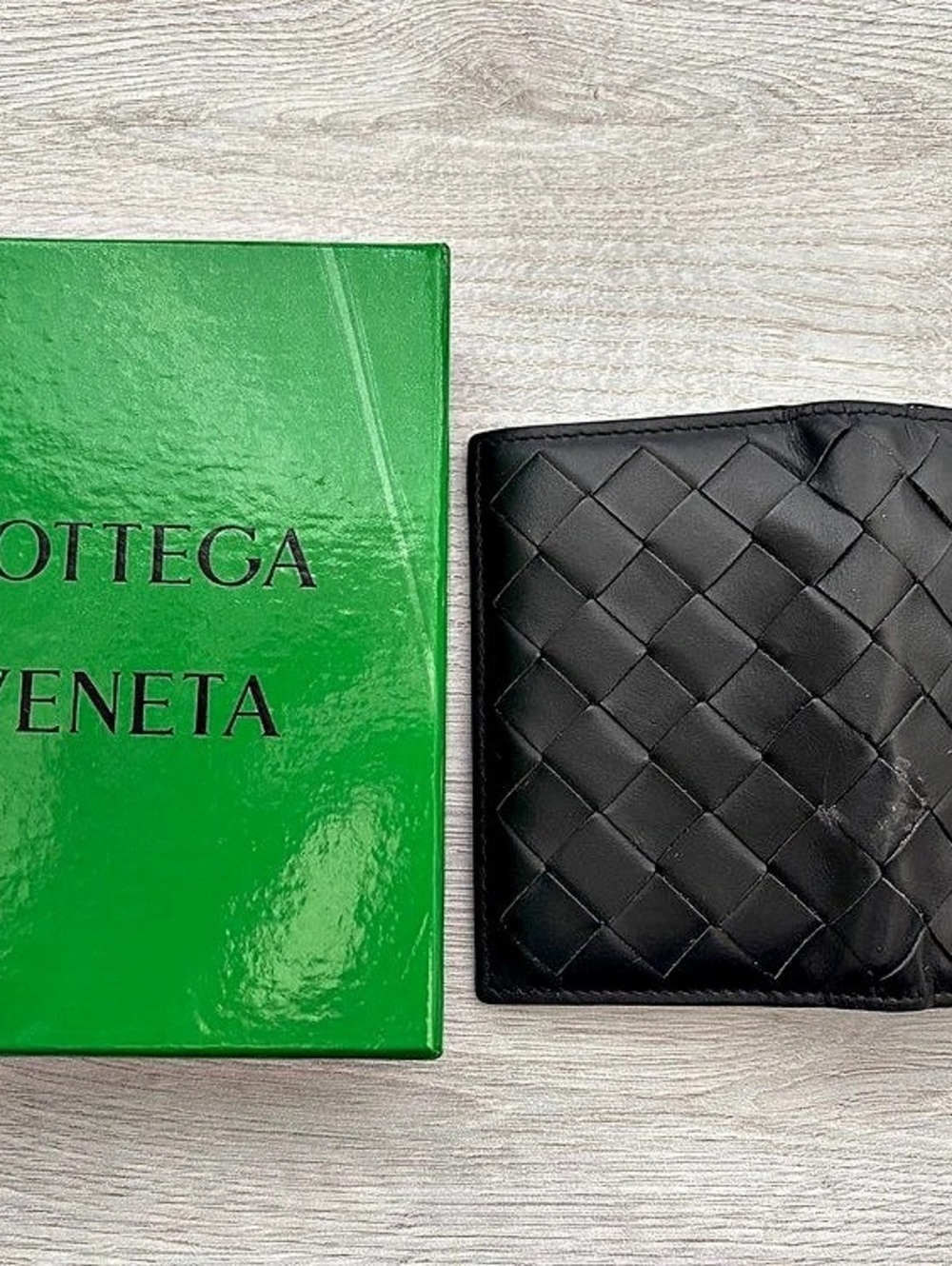 Bottega Veneta Intrecciato Bi-Fold Wallet Black